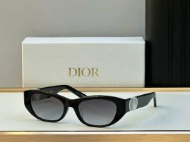 Picture of Dior Sunglasses _SKUfw53592530fw